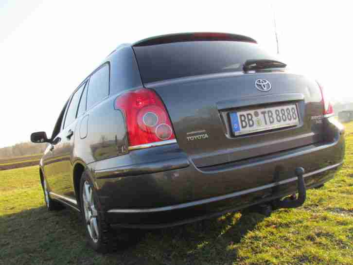1. HAND ! 2007 TOYOTA AVENSIS 2.2 D-CAT 6-GANG T25 NAVI TEMPOMAT Unfallfrei AHK