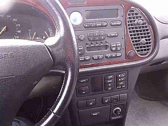 SAAB 900 / II 2,3 SE YS3D 1997 123.000 km aus ERSTBESITZ HU " Tüv" fällig