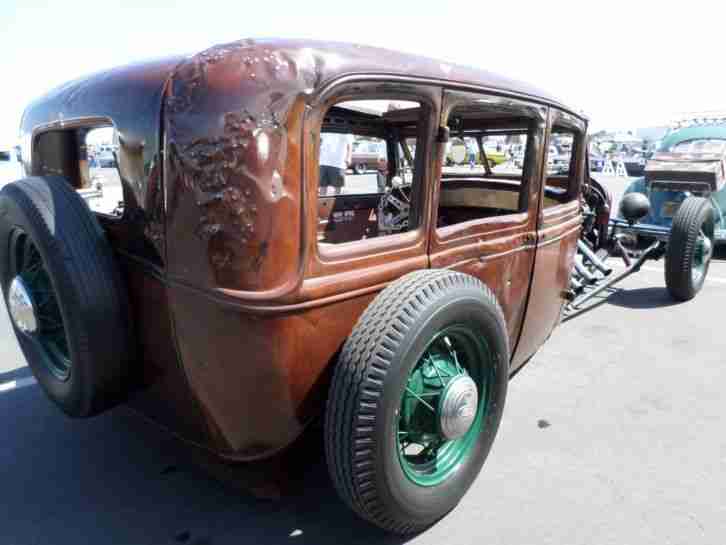 1931 Ford Hot Rod 2 door Sedan. Magazine Car. V8 Flathead Rat Rod....