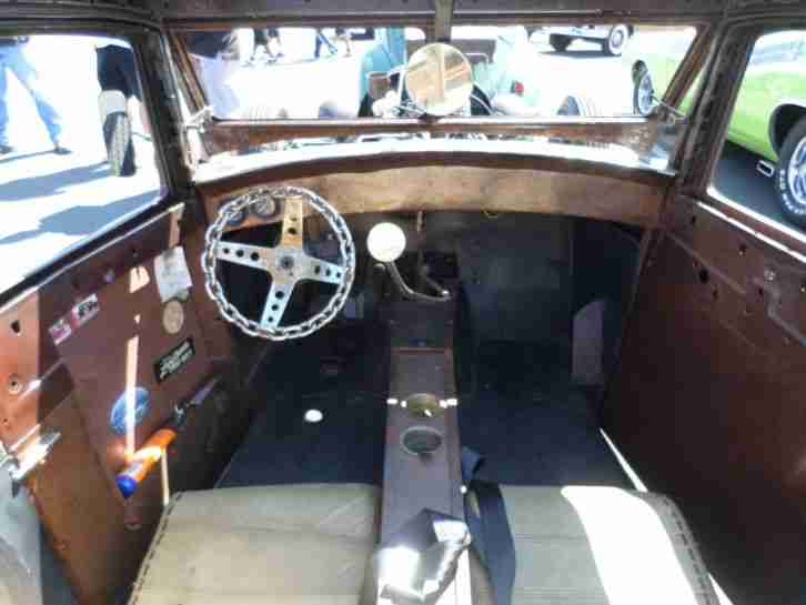 1931 Ford Hot Rod 2 door Sedan. Magazine Car. V8 Flathead Rat Rod....