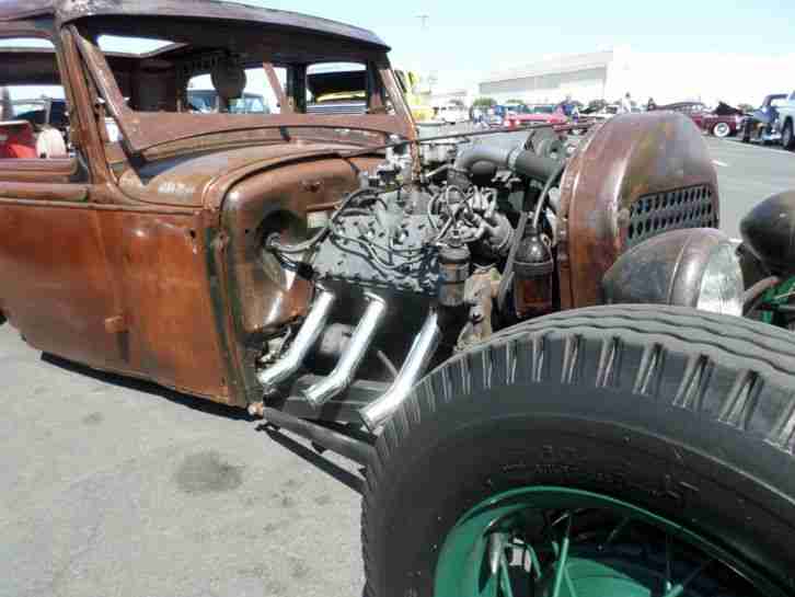 1931 Ford Hot Rod Sedan. Magazine Car. V8 Flathead Rat