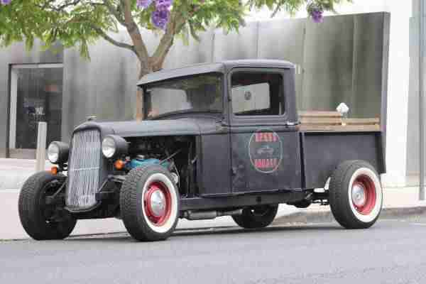 1935 Ford Model Pickup incl.shipping to Rotterdam