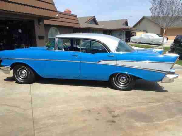 1957 Chevrolet 4 door no post incl.shipping to Rotterdam