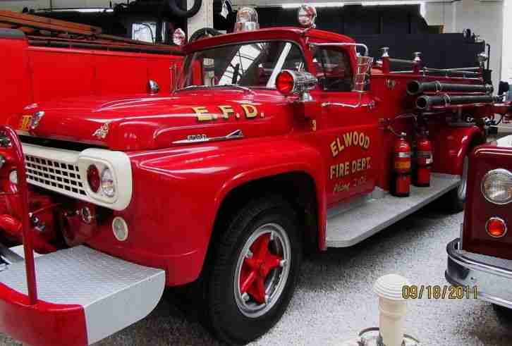 1957 FORD F 700 Feuerwehr V8