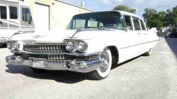 1959 Cadillac Fleedwood limousine incl.shipping to Rotterdam