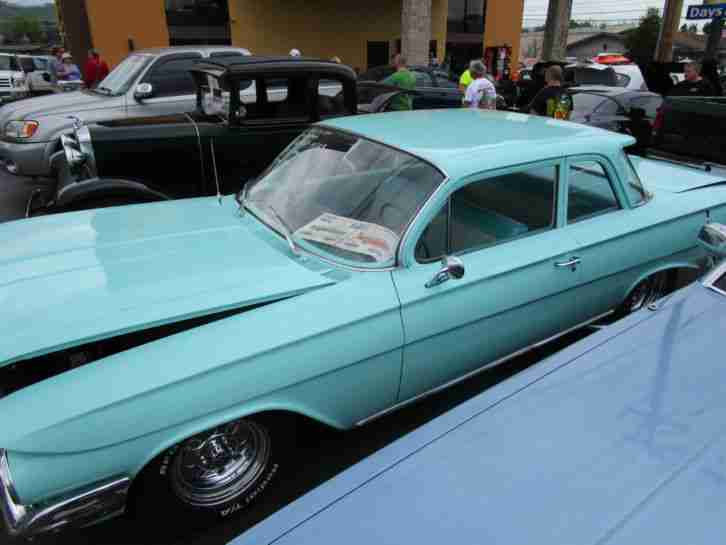 1961Chevrolet Biscayne 4 speed - PREIS IST INKLUSIVE VERSCHIFFUNG BIS ROTTERDAM