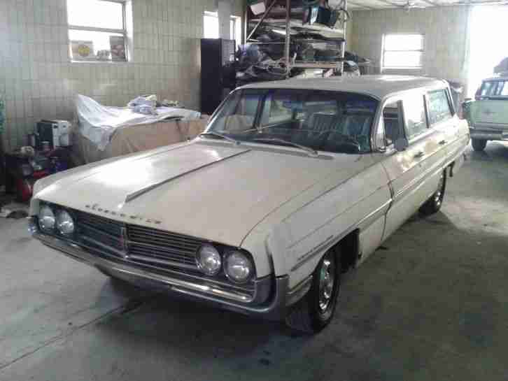 1962 OLDSMOBILE FIESTA 394 Motor 280 PS Kombi orig. zustand