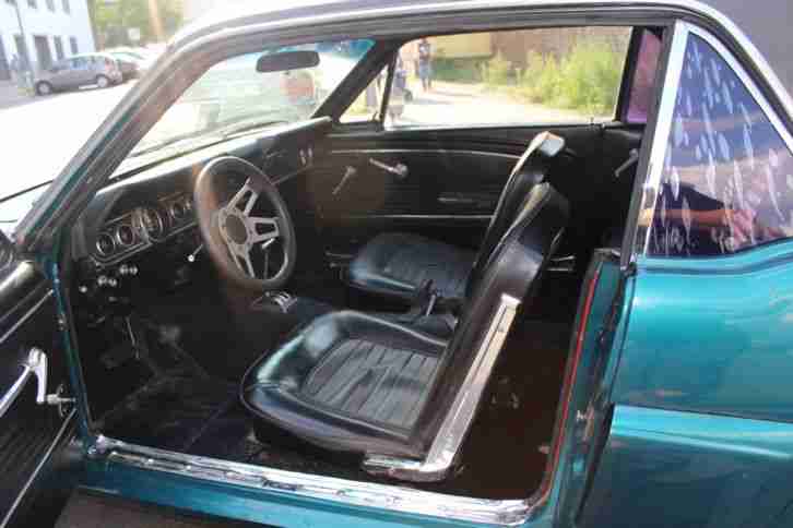 1966 Ford Mustang Coupe 302cui V8 300PS schönes Interior Automatik Shelby