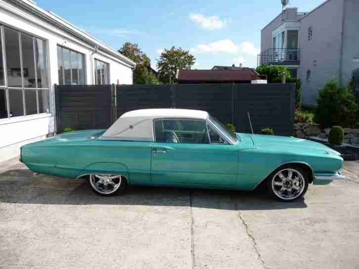 1966 Ford Thunderbird .