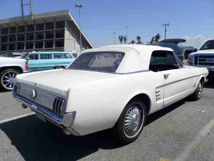 1966 Mustang Cabrio California Wagen .