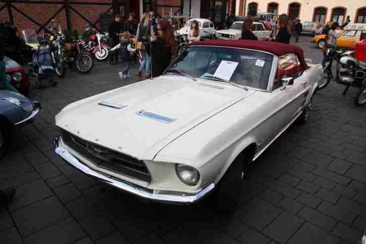 1967 Ford Mustang Cabrio !!! TOP ZUSTAND !!! 3.3L I6 + 4 spd manual transmission