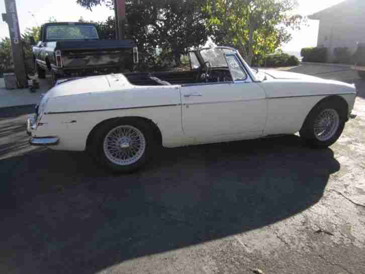 1967 MGB Chrome Stosstangen California Car. Original