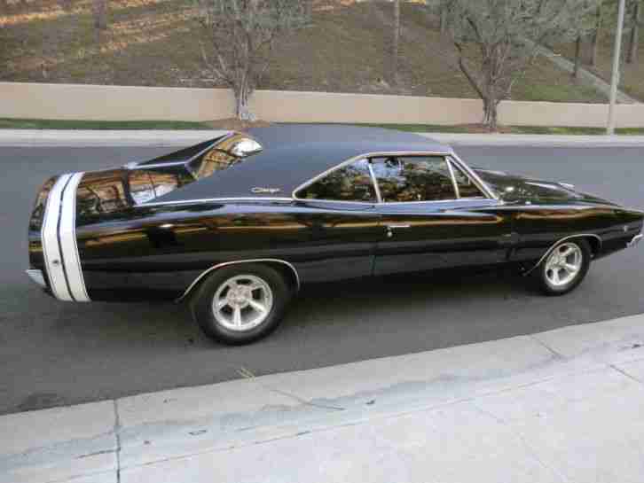 1968 Dodge Charger R/T 440 4 speed manual