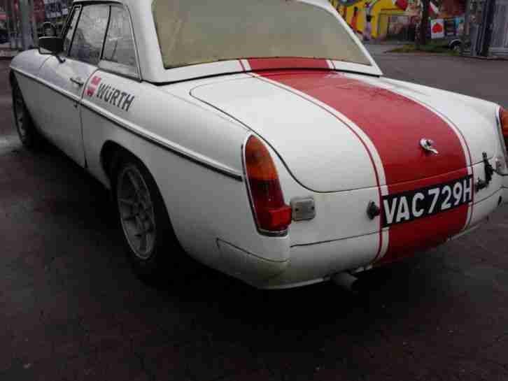 1969 MGB Race