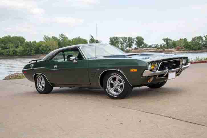 1972 Dodge Challenger 408C.I.V8