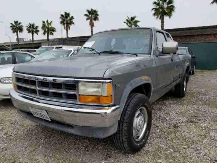 1991 Dodge Dakota 4x4, V8, Pick Up, California Original