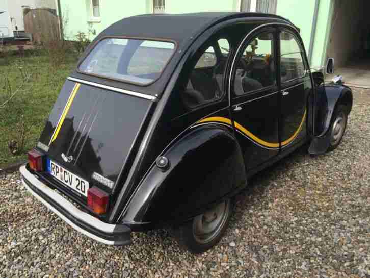 2 CV 6 Club Sondermodell schwarz nur 500 Stück gebaut mit H-Kennzeichen Ente