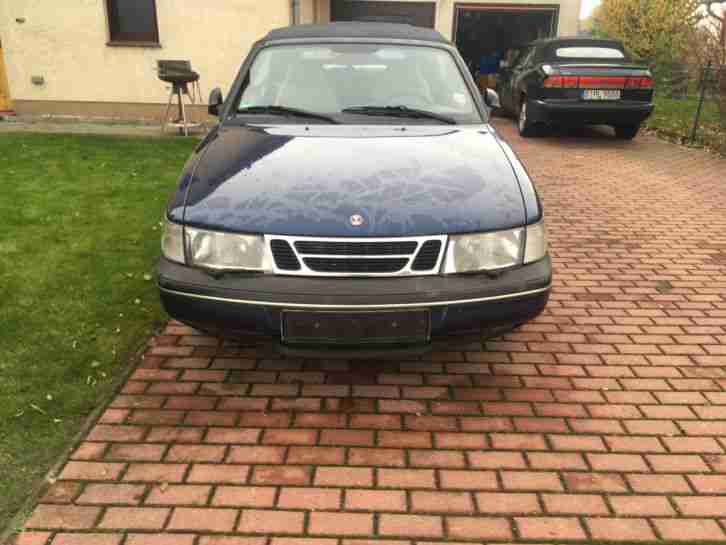 2 x Saab