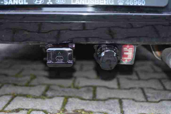 2006 Mitsubishi Colt 1.3 mit Anhängerkupplung 8-fach bereift nur 60.000 km