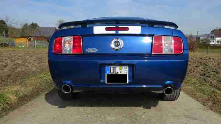 2007 Ford Mustang GT Deluxe + Borla + Shelby GT 500er Felgen