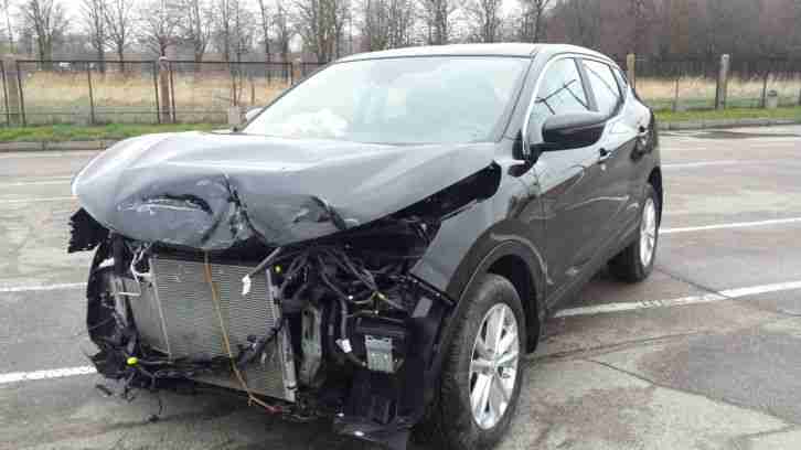 2015 Nissan Qashqai Nur 11.063 km! Unfall