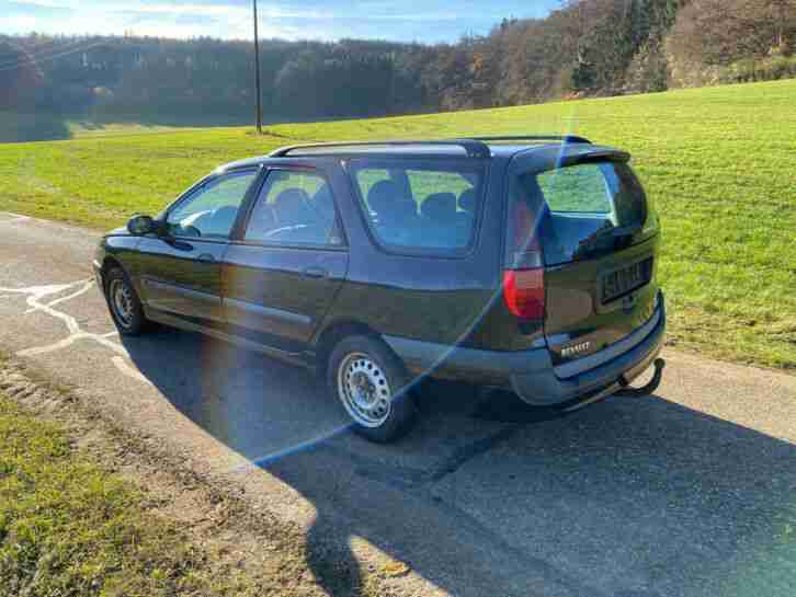 Renault Laguna 1,8 Liter 90 PS Kombi aus 1998 mit 254tkm RT Grandtour AHK Klima