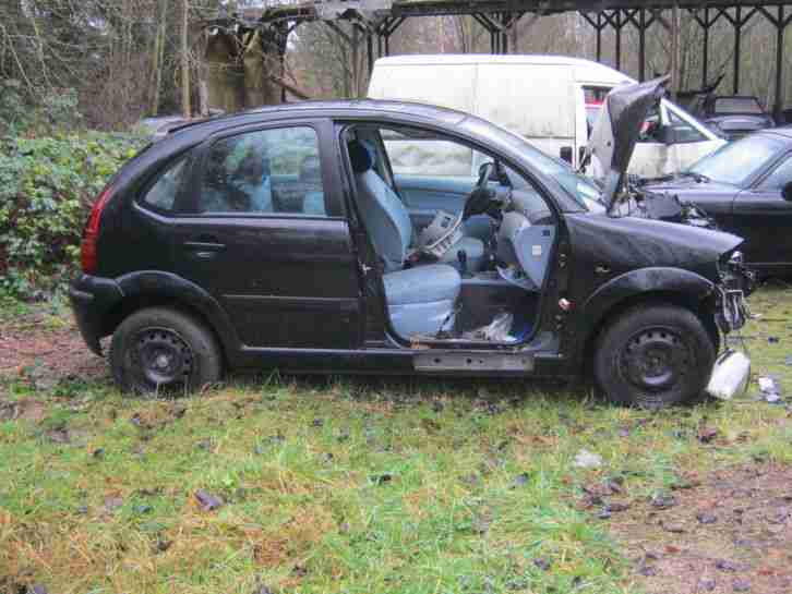 2x Citroen C3 Exclusive schwarz mit Anhängerkupplung Bundle Konvolut HDI + 1,4i