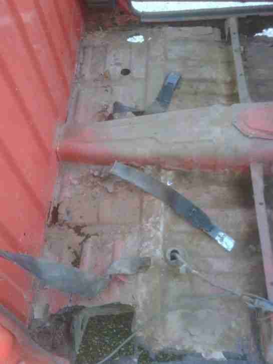 2x Datsun 1600 Nissan Pick Up Y 720 4x4 RWD Petrol Diesel KING CAB