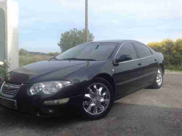 300 M Chryslert schwarz metalic vollaustattung Top Zustand Tüev Asu 9. 2015