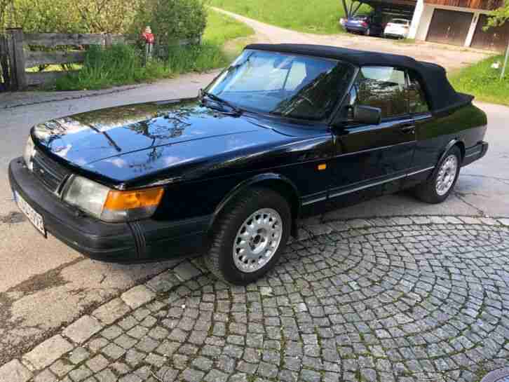 Saab 900 i