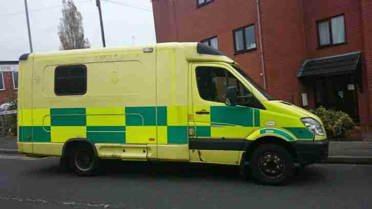 UK Ambulance Van Sprinter 515CDI