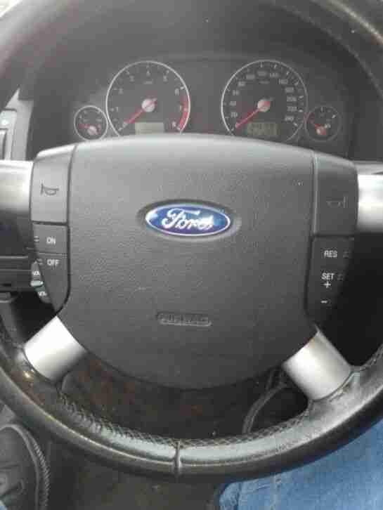 Ford Mondeo Ghia 1, 8 TÜV bis 2023