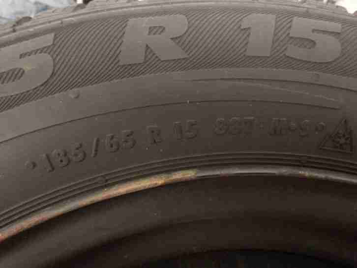 4 Stück Komplett Winterreifen 185/65/R15 mit Felgen Citroen C3