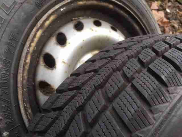4 Winterreifen Fiat Seicento 145/70 R13 auf Stahlfelgen