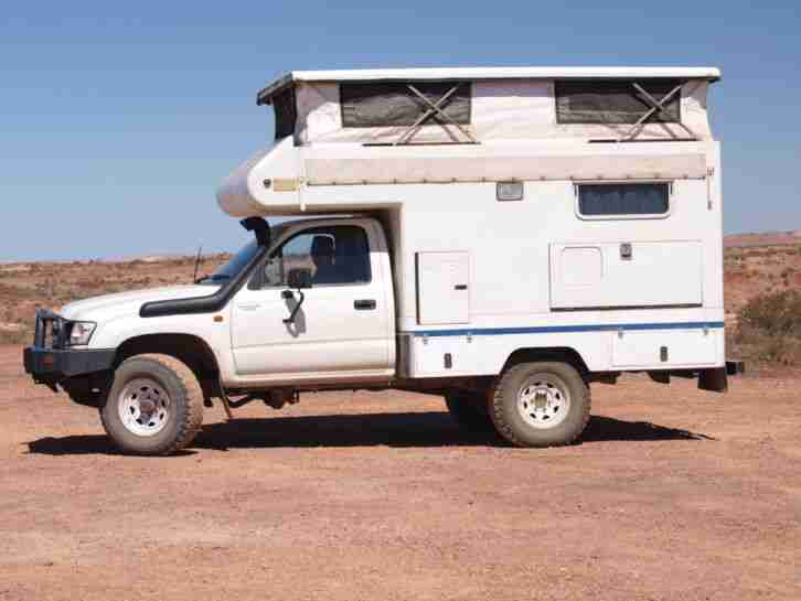 4x4 Hilux PopUp Campervan full equipped
