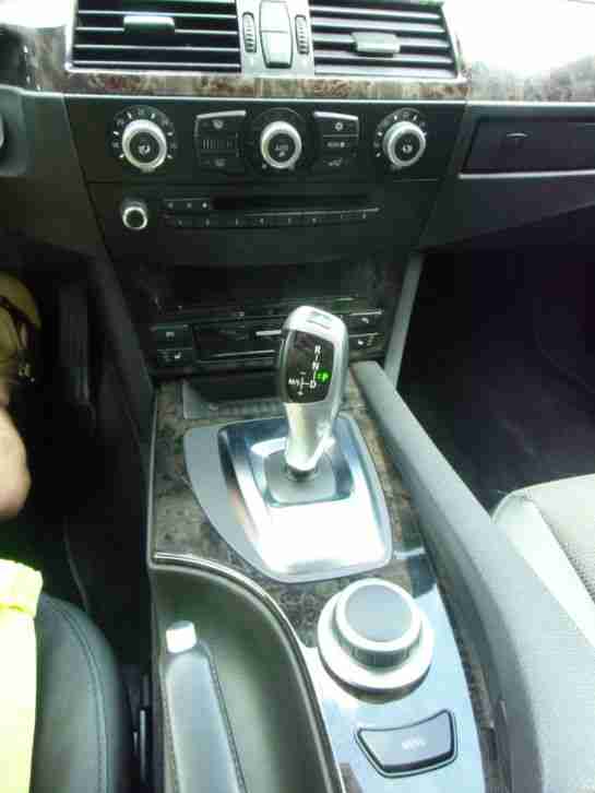 520d EDITION LIFSTYLE , Zul..10.2008, Tiefseeblau Metallic, 177PS