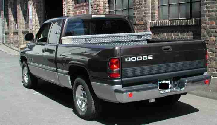 99 Dodge Ram Pickup Laramie SLT V8 Autogas 1 1/2 Kabiner