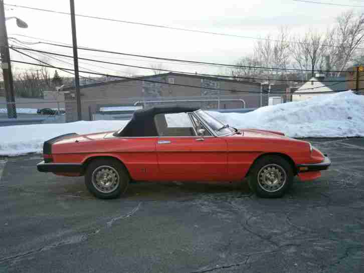 ALFA ROMEO SPIDER GRADUATE 1985 ROT WAR IM NOV.1984 30 JAHRE ALT