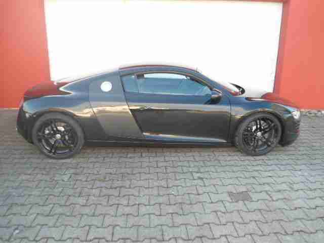 AUDI R8 mit V8 Motor
