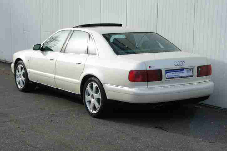 AUDI S8 EZ 2001 139000km Scheckheft Bremsen 4x Neu