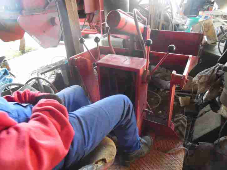 Hoflader Stallschlepper Minibagger elektrisch