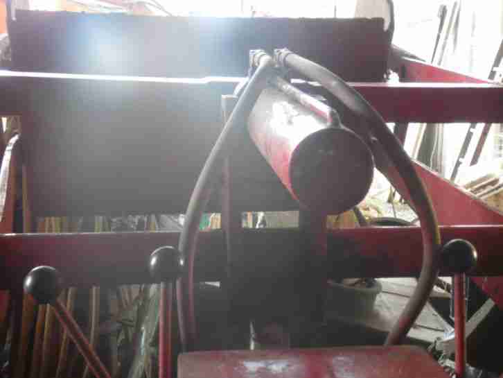 Hoflader Stallschlepper Minibagger