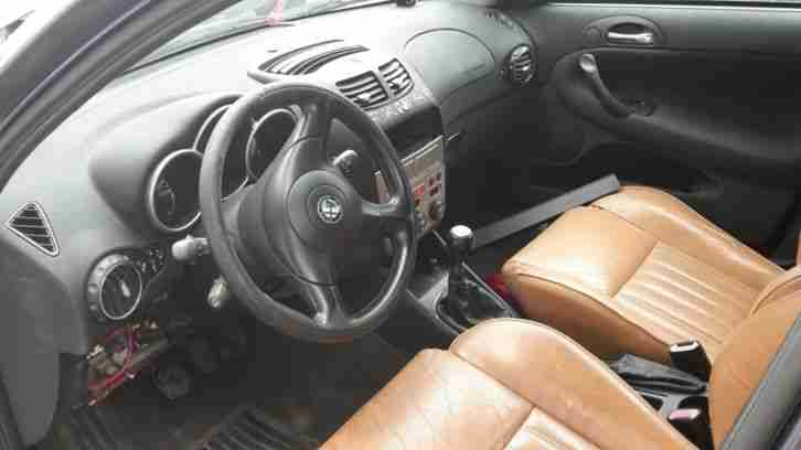 Alfa 147 1,9 JTD 116 PS Distinktive Komplett Zum Schlachten