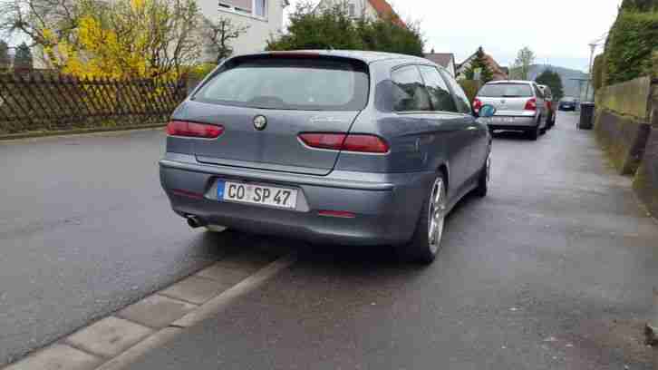 Alfa 156 JTS, viele Neuteile, tolle Ausstattung, zum Schlachten oder Reparieren