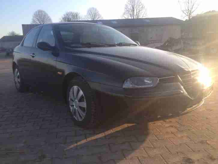 Alfa 156 Limousine in schwarz mit beige Leder 1, 8L