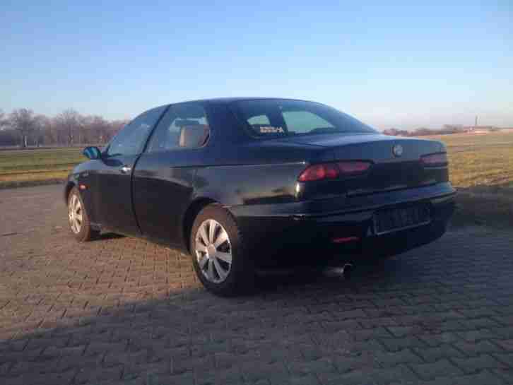 Alfa 156 Limousine in schwarz mit beige Leder 1,8L