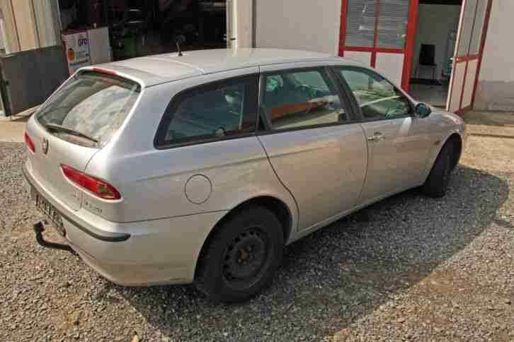 Alfa 156 Sportwagon 2.5 V6 24V Q-System • 142.000 km • Motorschaden • an Bastler