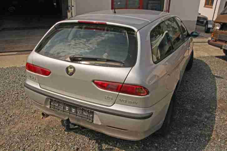 Alfa 156 Sportwagon 2.5 V6 24V Q-System • 142.000 km • Motorschaden • an Bastler