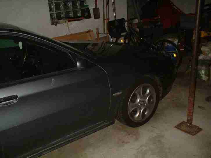 Alfa 166, 2