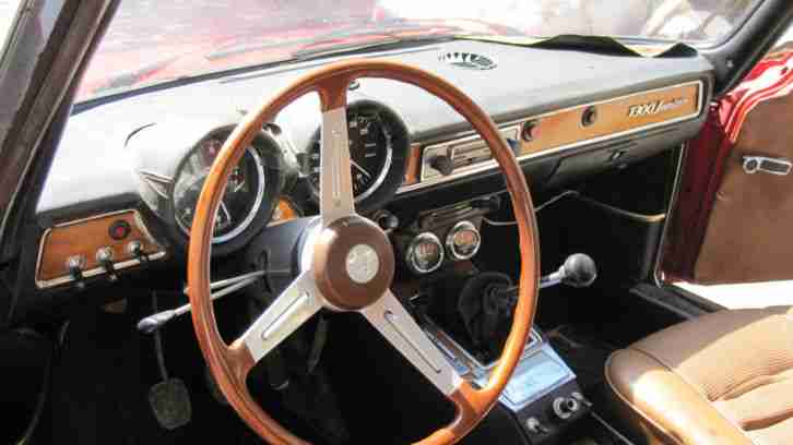 Alfa Romeo 1300 GT Junior Bertone 1,3 L Typ 105.30 Giulia Sprint GT original rot